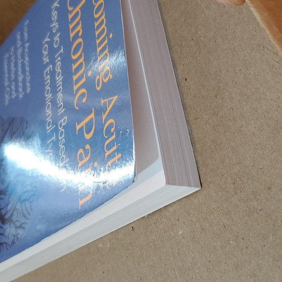 2/$8 ☤ Overcoming Acute and Chronic Pain paperback book 📚 - Picture 10 of 15